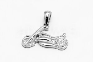 Pridané do zoznamu, Pánsky prívesok strieborný AGPRP000163, cena <span class="woocommerce-Price-amount amount"><bdi>20,00&nbsp;<span class="woocommerce-Price-currencySymbol">&euro;</span></bdi></span>.