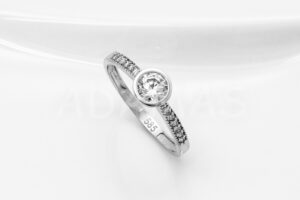 Pridané do zoznamu, Dámsky prsteň zlatý AUPD000704, cena <span class="woocommerce-Price-amount amount"><bdi>279,00&nbsp;<span class="woocommerce-Price-currencySymbol">&euro;</span></bdi></span>.