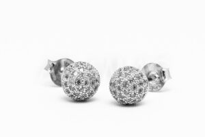 Pridané do zoznamu, Napichovacie náušnice strieborné AGNAUN000467, cena <span class="woocommerce-Price-amount amount"><bdi>26,00&nbsp;<span class="woocommerce-Price-currencySymbol">&euro;</span></bdi></span>.