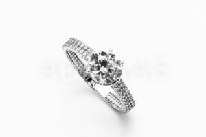 Pridané do zoznamu, Dámsky prsteň zlatý AUPD000832, cena <span class="woocommerce-Price-amount amount"><bdi>396,00&nbsp;<span class="woocommerce-Price-currencySymbol">&euro;</span></bdi></span>.