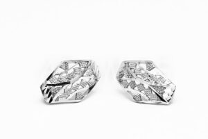 Pridané do zoznamu, Patentové náušnice zlaté AUNAUP000197, cena <span class="woocommerce-Price-amount amount"><bdi>342,00&nbsp;<span class="woocommerce-Price-currencySymbol">&euro;</span></bdi></span>.