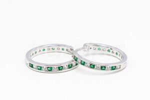 Pridané do zoznamu, Kruhové náušnice strieborné AGNAUK000248, cena <span class="woocommerce-Price-amount amount"><bdi>39,00&nbsp;<span class="woocommerce-Price-currencySymbol">&euro;</span></bdi></span>.