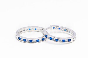 Pridané do zoznamu, Kruhové náušnice strieborné AGNAUK000309, cena <span class="woocommerce-Price-amount amount"><bdi>24,00&nbsp;<span class="woocommerce-Price-currencySymbol">&euro;</span></bdi></span>.