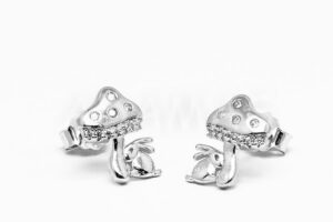 Pridané do zoznamu, Napichovacie náušnice strieborné AGNAUN000615, cena <span class="woocommerce-Price-amount amount"><bdi>27,00&nbsp;<span class="woocommerce-Price-currencySymbol">&euro;</span></bdi></span>.