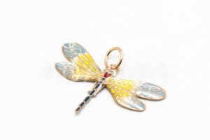 Pridané do zoznamu, Dámsky prívesok zlatý AUPRD000625, cena <span class="woocommerce-Price-amount amount"><bdi>135,00&nbsp;<span class="woocommerce-Price-currencySymbol">&euro;</span></bdi></span>.