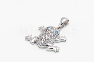 Pridané do zoznamu, Dámsky prívesok zlatý AUPRD000642, cena <span class="woocommerce-Price-amount amount"><bdi>270,00&nbsp;<span class="woocommerce-Price-currencySymbol">&euro;</span></bdi></span>.