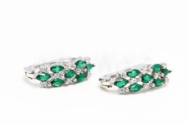 Náušnice s anglickým patentom strieborné AGNAUA000168