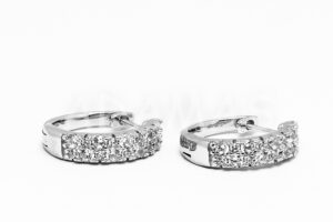 Pridané do zoznamu, Kruhové náušnice strieborné AGNAUK000368, cena <span class="woocommerce-Price-amount amount"><bdi>37,00&nbsp;<span class="woocommerce-Price-currencySymbol">&euro;</span></bdi></span>.