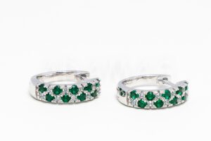 Pridané do zoznamu, Kruhové náušnice strieborné AGNAUK000366, cena <span class="woocommerce-Price-amount amount"><bdi>37,00&nbsp;<span class="woocommerce-Price-currencySymbol">&euro;</span></bdi></span>.