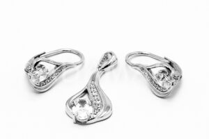 Pridané do zoznamu, Strieborná súprava AGSU000185, cena <span class="woocommerce-Price-amount amount"><bdi>48,00&nbsp;<span class="woocommerce-Price-currencySymbol">&euro;</span></bdi></span>.