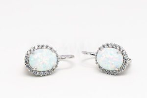 Pridané do zoznamu, Patentové náušnice zlaté AUNAUP000277, cena <span class="woocommerce-Price-amount amount"><bdi>648,00&nbsp;<span class="woocommerce-Price-currencySymbol">&euro;</span></bdi></span>.