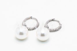 Visiace náušnice strieborné AGNAUV000153