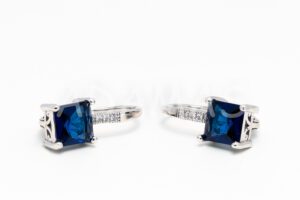 Pridané do zoznamu, Patentové náušnice strieborné AGNAUP000383, cena <span class="woocommerce-Price-amount amount"><bdi>32,00&nbsp;<span class="woocommerce-Price-currencySymbol">&euro;</span></bdi></span>.