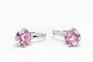 Pridané do zoznamu, Patentové náušnice strieborné AGNAUP000392, cena <span class="woocommerce-Price-amount amount"><bdi>30,00&nbsp;<span class="woocommerce-Price-currencySymbol">&euro;</span></bdi></span>.