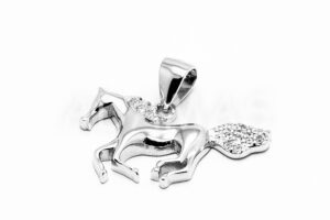 Pridané do zoznamu, Dámsky prívesok strieborný AGPRD000863, cena <span class="woocommerce-Price-amount amount"><bdi>31,00&nbsp;<span class="woocommerce-Price-currencySymbol">&euro;</span></bdi></span>.