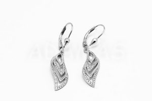 Pridané do zoznamu, Visiace náušnice strieborné AGNAUV000174, cena <span class="woocommerce-Price-amount amount"><bdi>43,00&nbsp;<span class="woocommerce-Price-currencySymbol">&euro;</span></bdi></span>.