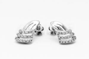 Pridané do zoznamu, Balónikové náušnice strieborné AGNAUB000215, cena <span class="woocommerce-Price-amount amount"><bdi>29,00&nbsp;<span class="woocommerce-Price-currencySymbol">&euro;</span></bdi></span>.