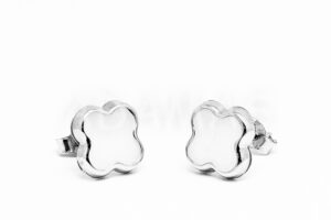 Pridané do zoznamu, Napichovacie náušnice zlaté AUNAUN000390, cena <span class="woocommerce-Price-amount amount"><bdi>234,00&nbsp;<span class="woocommerce-Price-currencySymbol">&euro;</span></bdi></span>.