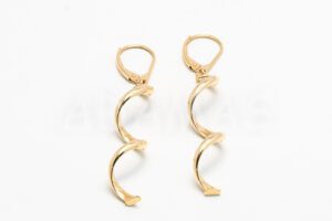 Pridané do zoznamu, Visiace náušnice zlaté AUNAUV000159, cena <span class="woocommerce-Price-amount amount"><bdi>324,00&nbsp;<span class="woocommerce-Price-currencySymbol">&euro;</span></bdi></span>.