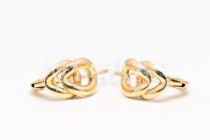 Pridané do zoznamu, Patentové náušnice zlaté AUNAUP000339, cena <span class="woocommerce-Price-amount amount"><bdi>369,00&nbsp;<span class="woocommerce-Price-currencySymbol">&euro;</span></bdi></span>.