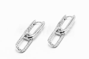 Pridané do zoznamu, Kruhové náušnice strieborné AGNAUK000533, cena <span class="woocommerce-Price-amount amount"><bdi>60,00&nbsp;<span class="woocommerce-Price-currencySymbol">&euro;</span></bdi></span>.