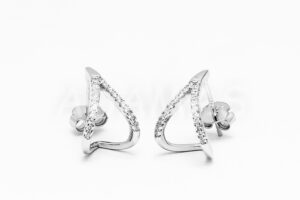 Pridané do zoznamu, Napichovacie náušnice strieborné AGNAUN000828, cena <span class="woocommerce-Price-amount amount"><bdi>32,00&nbsp;<span class="woocommerce-Price-currencySymbol">&euro;</span></bdi></span>.