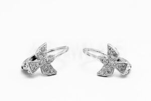 Pridané do zoznamu, Patentové náušnice strieborné AGNAUP000468, cena <span class="woocommerce-Price-amount amount"><bdi>29,00&nbsp;<span class="woocommerce-Price-currencySymbol">&euro;</span></bdi></span>.