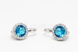 Pridané do zoznamu, Patentové náušnice strieborné AGNAUP000470, cena <span class="woocommerce-Price-amount amount"><bdi>40,00&nbsp;<span class="woocommerce-Price-currencySymbol">&euro;</span></bdi></span>.