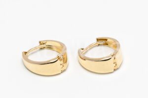 Pridané do zoznamu, Kruhové náušnice zlaté AUNAUK000363, cena <span class="woocommerce-Price-amount amount"><bdi>306,00&nbsp;<span class="woocommerce-Price-currencySymbol">&euro;</span></bdi></span>.