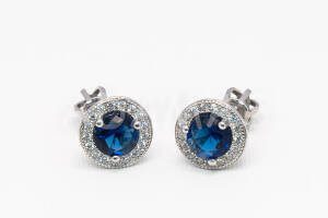 Pridané do zoznamu, Balónikové náušnice strieborné AGNAUB000094, cena <span class="woocommerce-Price-amount amount"><bdi>29,00&nbsp;<span class="woocommerce-Price-currencySymbol">&euro;</span></bdi></span>.