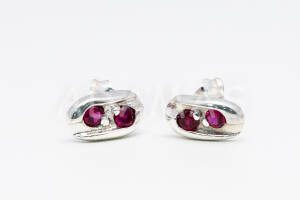 Pridané do zoznamu, Napichovacie náušnice strieborné AGNAUN000211, cena <span class="woocommerce-Price-amount amount"><bdi>15,00&nbsp;<span class="woocommerce-Price-currencySymbol">&euro;</span></bdi></span>.