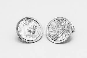 Pridané do zoznamu, Napichovacie náušnice strieborné AGNAUN000297, cena <span class="woocommerce-Price-amount amount"><bdi>44,00&nbsp;<span class="woocommerce-Price-currencySymbol">&euro;</span></bdi></span>.