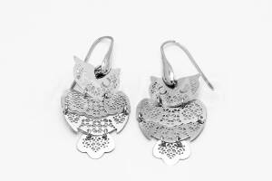 Pridané do zoznamu, Visiace náušnice strieborné AGNAUV000080, cena <span class="woocommerce-Price-amount amount"><bdi>34,00&nbsp;<span class="woocommerce-Price-currencySymbol">&euro;</span></bdi></span>.