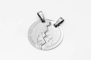 Pridané do zoznamu, Dámsky prívesok strieborný AGPRD000130, cena <span class="woocommerce-Price-amount amount"><bdi>16,00&nbsp;<span class="woocommerce-Price-currencySymbol">&euro;</span></bdi></span>.