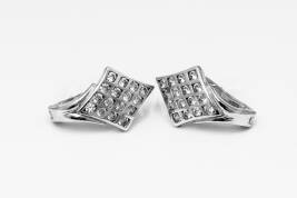 Náušnice s anglickým patentom zlaté AUNAUA000002