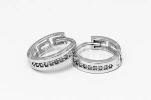 Pridané do zoznamu, Kruhové náušnice zlaté AUNAUK000004, cena <span class="woocommerce-Price-amount amount"><bdi>342,00&nbsp;<span class="woocommerce-Price-currencySymbol">&euro;</span></bdi></span>.