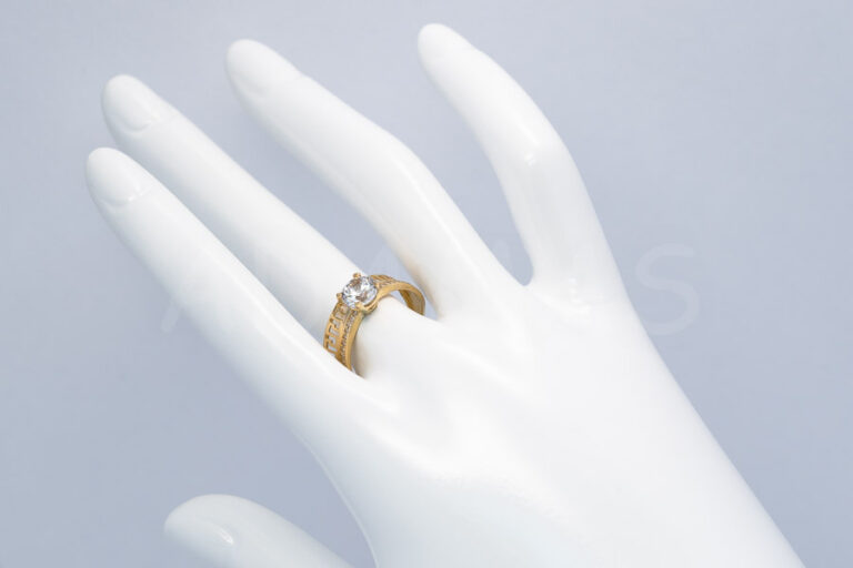 Dámsky prsteň zlatý AUPD000885