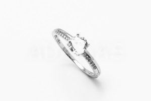 Pridané do zoznamu, Dámsky prsteň strieborný AGPD000648, cena <span class="woocommerce-Price-amount amount"><bdi>26,00&nbsp;<span class="woocommerce-Price-currencySymbol">&euro;</span></bdi></span>.