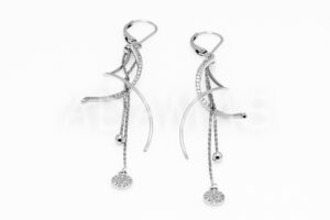 Pridané do zoznamu, Visiace náušnice strieborné AGNAUV000136, cena <span class="woocommerce-Price-amount amount"><bdi>63,00&nbsp;<span class="woocommerce-Price-currencySymbol">&euro;</span></bdi></span>.